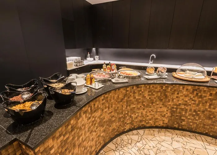 ホテル ゴールデン チューリップ ベロ 4*