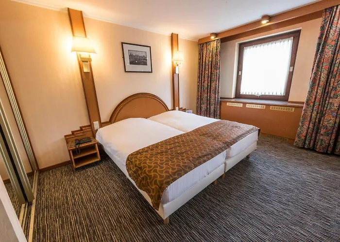 ホテル ゴールデン チューリップ ベロ 4*